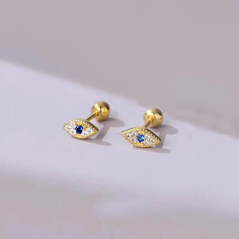 Boucles d’Oreilles Cœur à Vis – Hypoallergénique pour Cartilage Helix