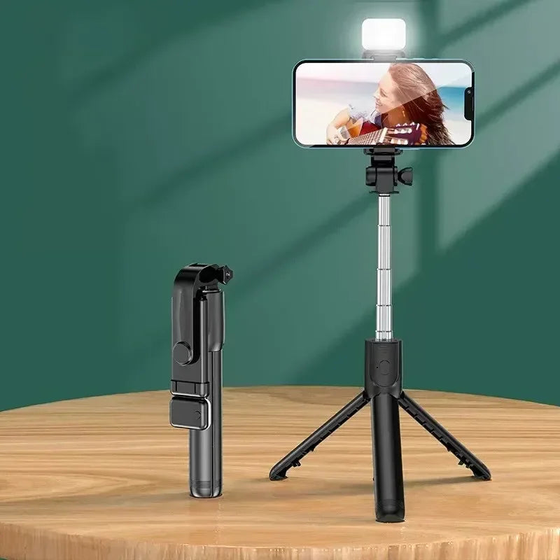 Trépied Selfie Stick Télescopique Bluetooth pour Smartphone – Support Portable Extensible jusqu’à 70 cm