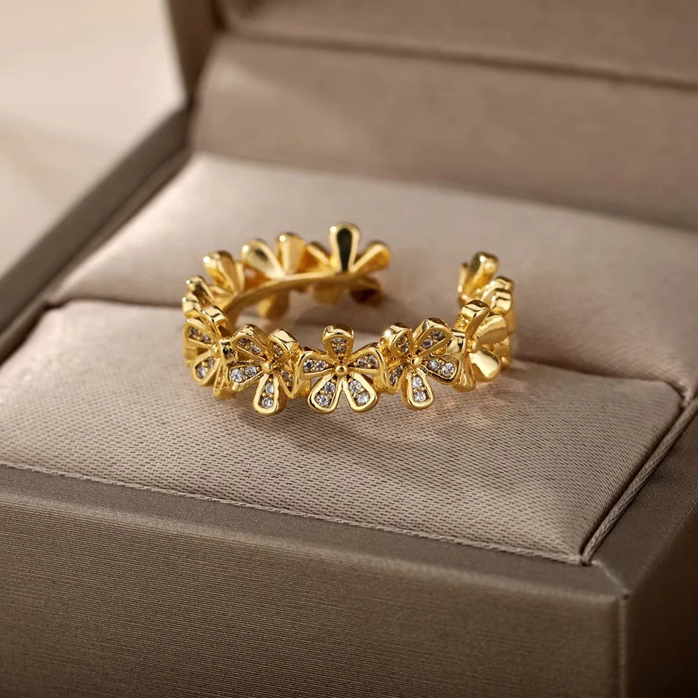 Bague Géométrique en Acier Inoxydable Couleur Or 18K – Zircon & Œil Protecteur