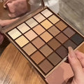 Palette de Fards à Paupières 25 Couleurs – Tons Café, Chocolat & Neutres Naturels