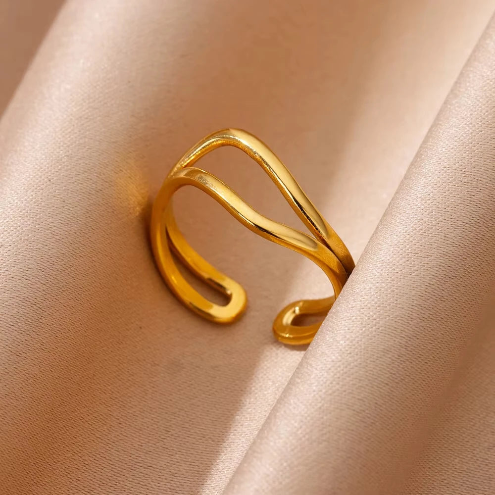 Bague Géométrique en Acier Inoxydable Couleur Or 18K – Zircon & Œil Protecteur