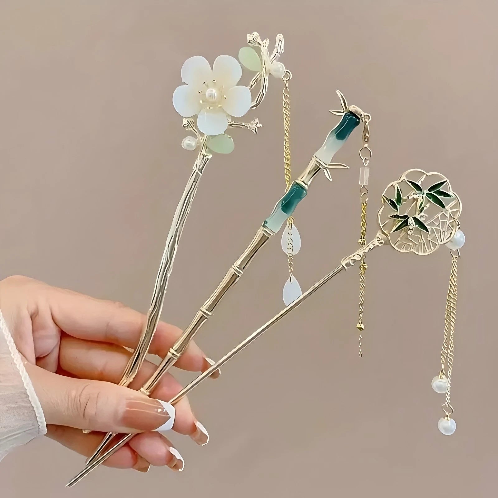Pince à Cheveux Élégante Style Chinois – Bâton à Pompon Floral Traditionnel