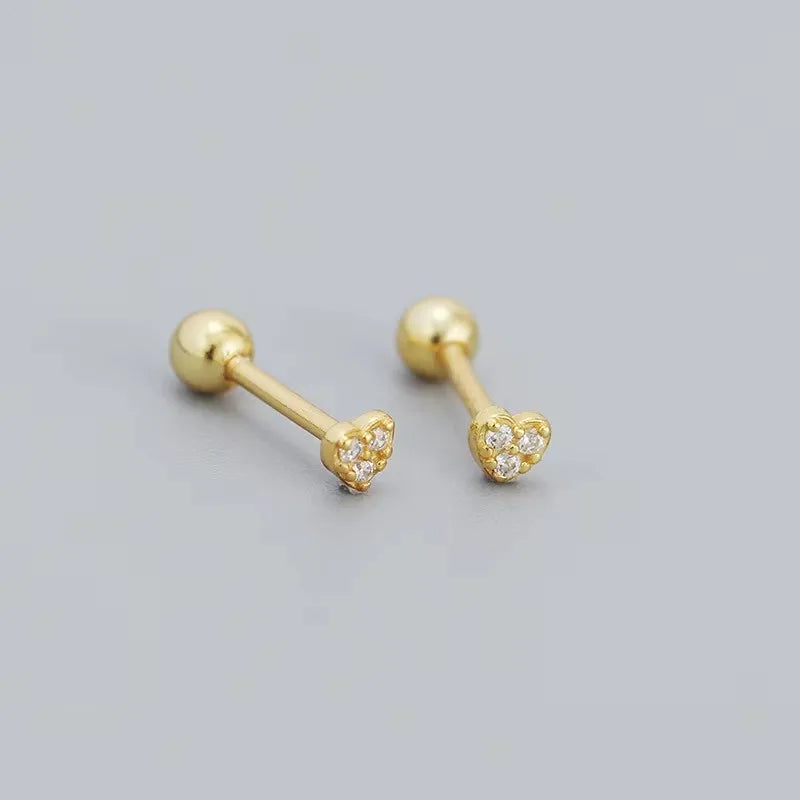 Boucles d’Oreilles Cœur à Vis – Hypoallergénique pour Cartilage Helix