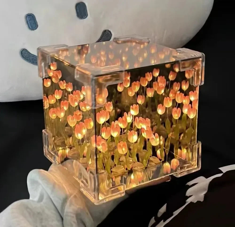 Lampe de Nuit DIY Cube – Fleur de Tulipe à Monter Soi-Même
