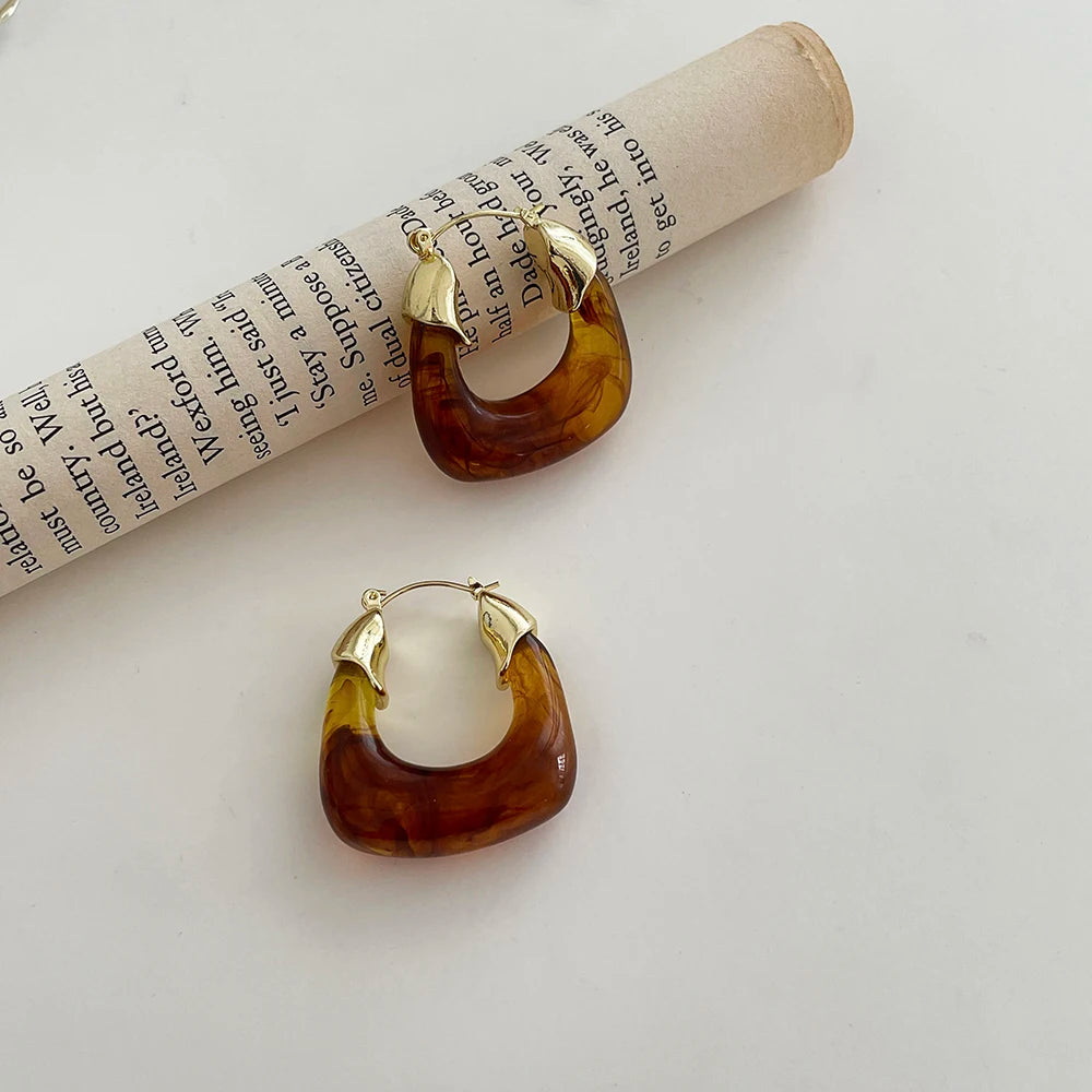 Boucles d’Oreilles Vintage en Forme de U – Élégance Totale - Edition 2026