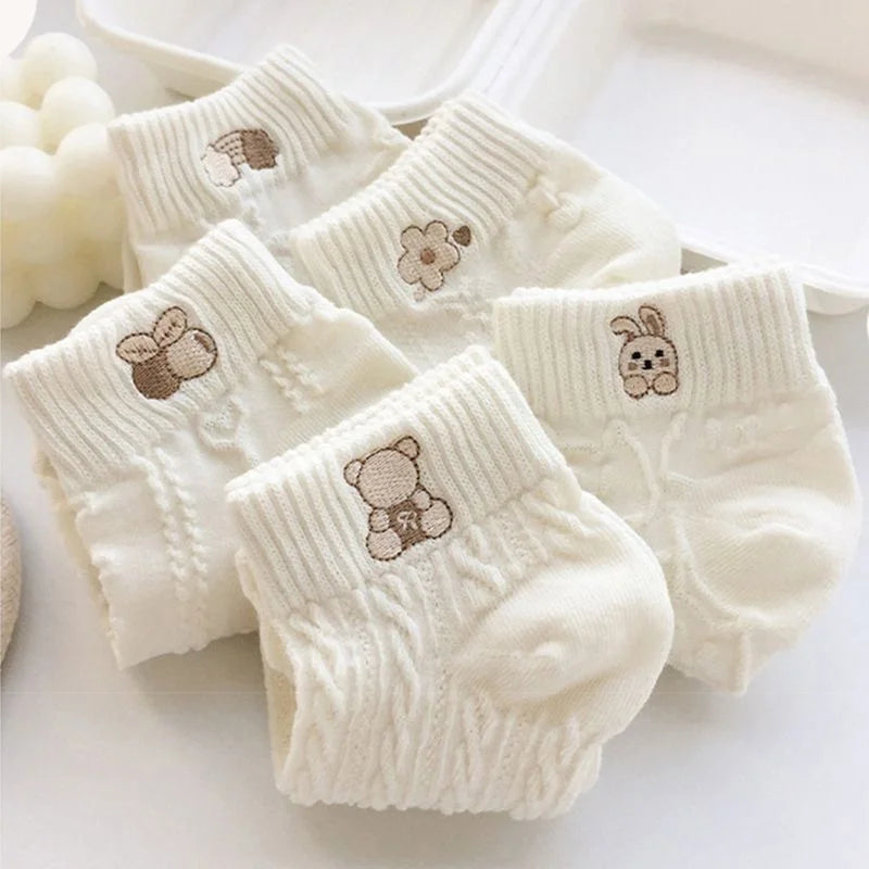 Lot de 5 Paires de Chaussettes Femme Courtes – Imprimés Ours, Lapin & Fleurs