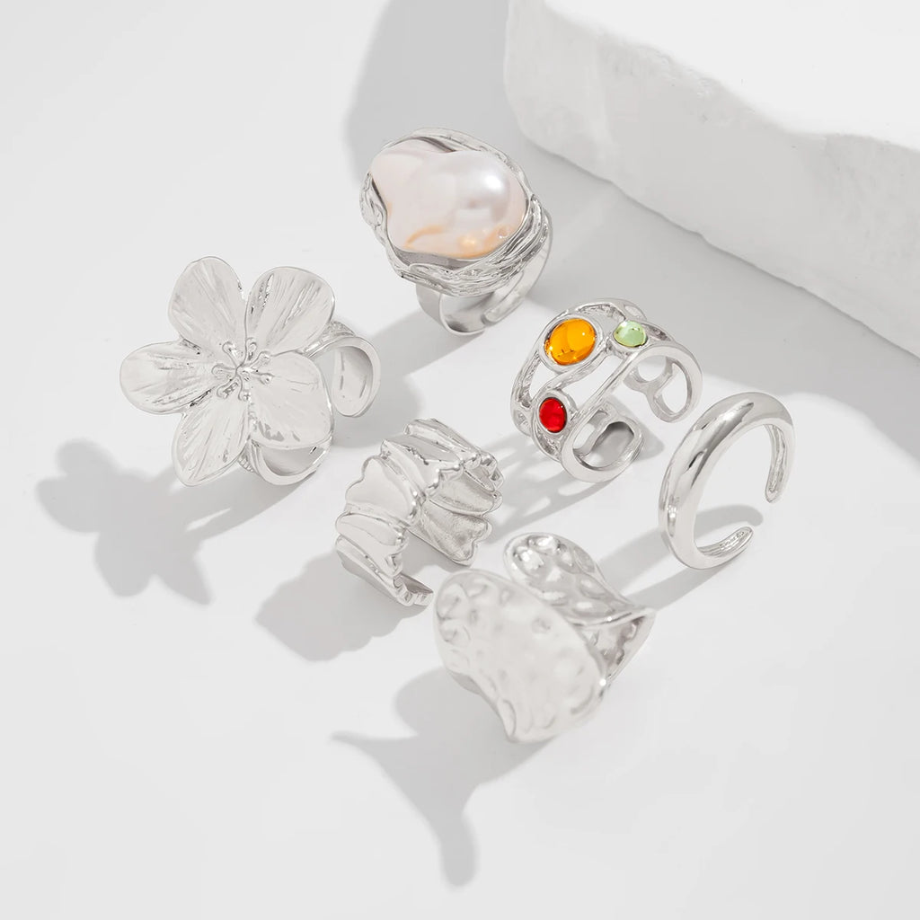 Bague Fleur Métal Irrégulière – Style Baroque & Perle Imitation