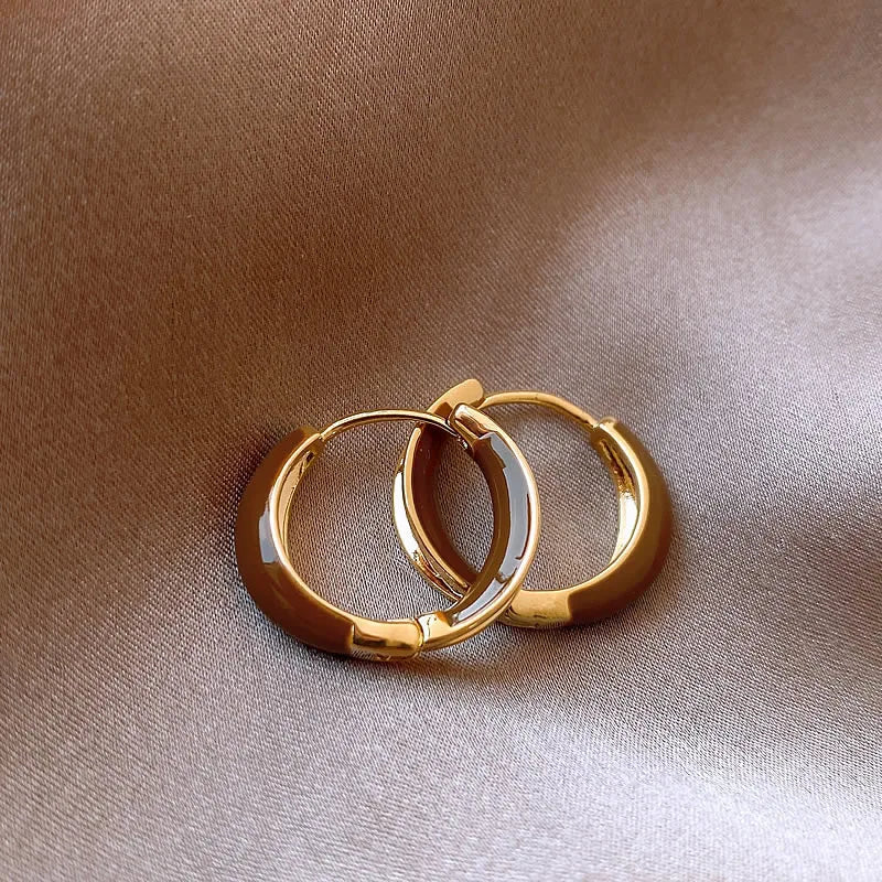 Boucles d’Oreilles Vintage en Forme de U – Élégance Totale - Edition 2026