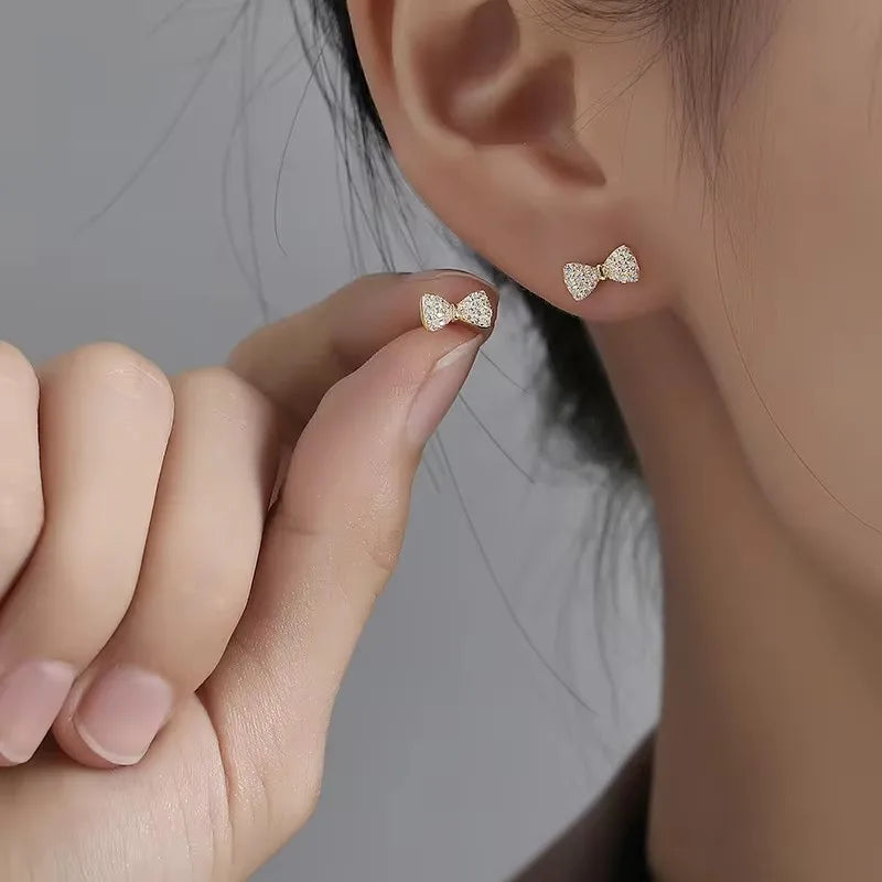 Boucles d’Oreilles Cœur à Vis – Hypoallergénique pour Cartilage Helix
