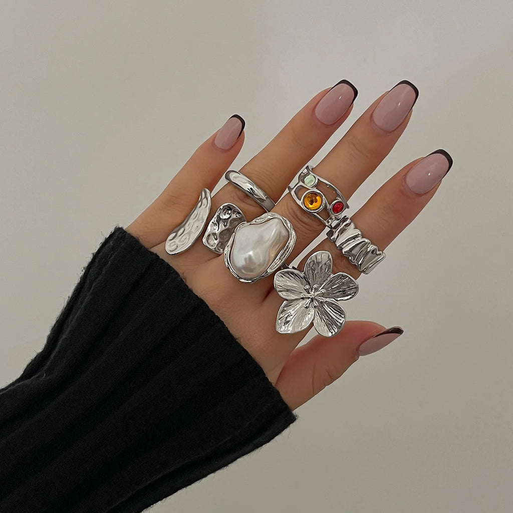 Bague Fleur Métal Irrégulière – Style Baroque & Perle Imitation