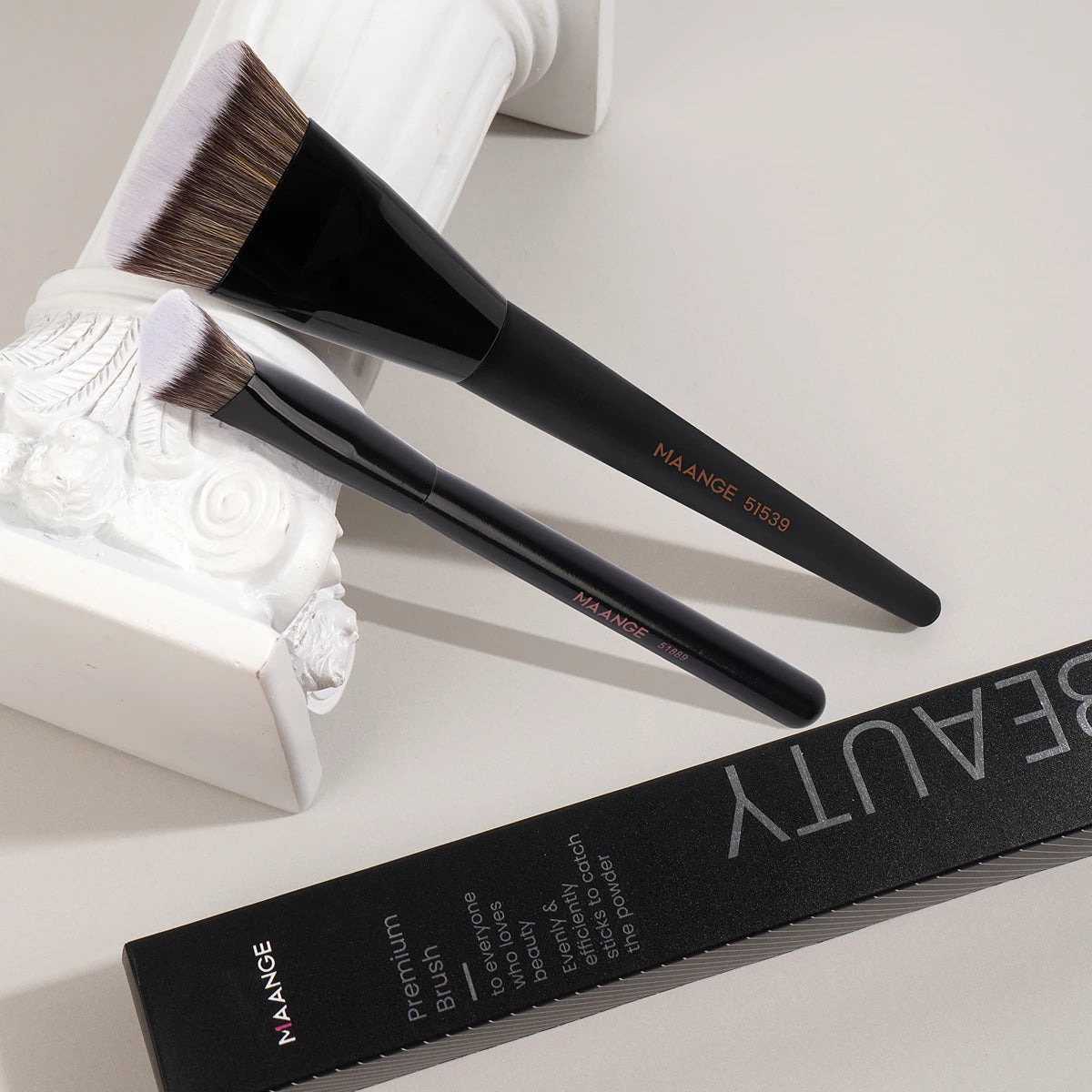 Set de 2 Pinceaux de Maquillage Impeccables