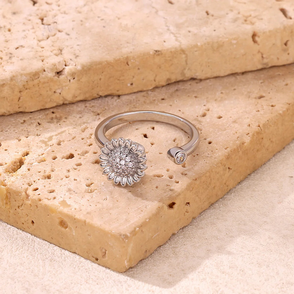 Bague Spinner Trèfle de Luxe – Anti-Stress Couleur Or 18K
