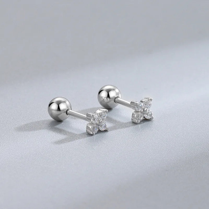 Boucles d’Oreilles Cœur à Vis – Hypoallergénique pour Cartilage Helix