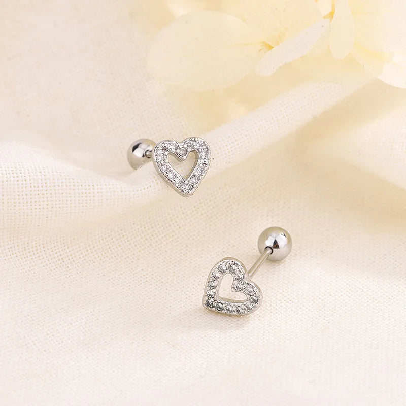 Boucles d’Oreilles Cœur à Vis – Hypoallergénique pour Cartilage Helix