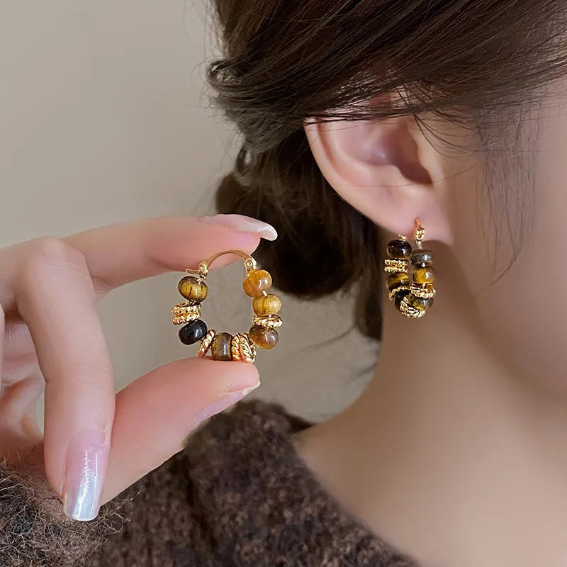 Boucles d’Oreilles Vintage en Forme de U – Élégance Totale - Edition 2026