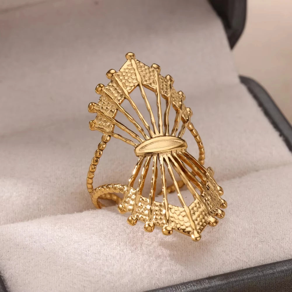 Bague Géométrique en Acier Inoxydable Couleur Or 18K – Zircon & Œil Protecteur