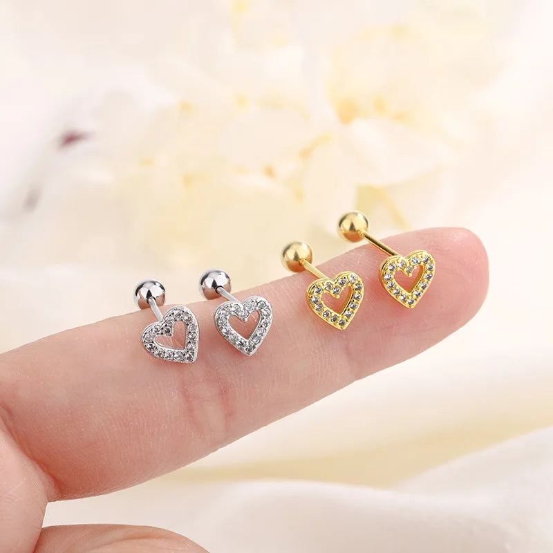 Boucles d’Oreilles Cœur à Vis – Hypoallergénique pour Cartilage Helix